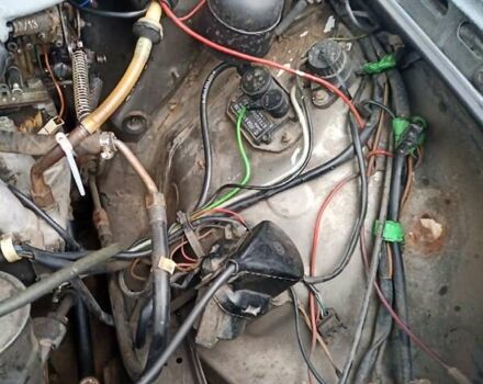 Мерседес Е-Класс 1988 в Борисполе на Automoto.ua Серый Мерседес Е-Класс, объемом двигателя 2.3 л и пробегом 270 тыс. км за 2500 $, фото 33 на Automoto.ua