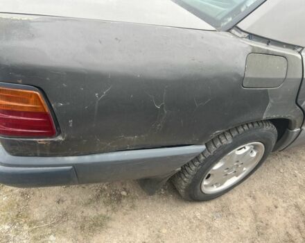 Серый Мерседес Е-Класс, объемом двигателя 2.6 л и пробегом 300 тыс. км за 1800 $, фото 5 на Automoto.ua