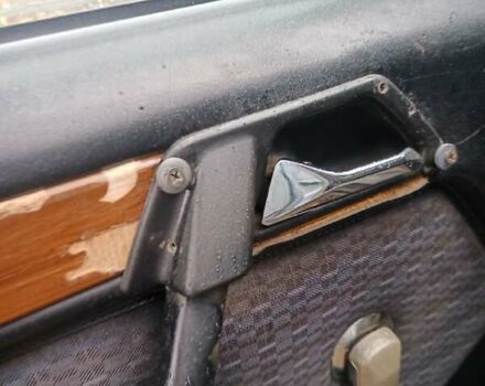 Мерседес Е-Класс 1988 в Борисполе на Automoto.ua Серый Мерседес Е-Класс, объемом двигателя 2.3 л и пробегом 270 тыс. км за 2500 $, фото 27 на Automoto.ua