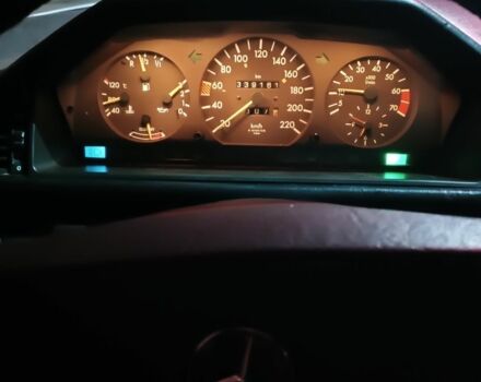 Сірий Мерседес Е-Клас, об'ємом двигуна 2.3 л та пробігом 339 тис. км за 2000 $, фото 6 на Automoto.ua