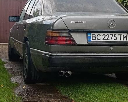Мерседес Е-Класс 1989 в Стрые на Automoto.ua Серый Мерседес Е-Класс, объемом двигателя 2.5 л и пробегом 660 тыс. км за 2100 $, фото 5 на Automoto.ua