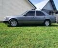Мерседес Е-Класс 1989 в Вижнице на Automoto.ua Серый Мерседес Е-Класс, объемом двигателя 2 л и пробегом 360 тыс. км за 3200 $, фото 2 на Automoto.ua
