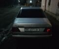 Сірий Мерседес Е-Клас, об'ємом двигуна 2 л та пробігом 435 тис. км за 1100 $, фото 1 на Automoto.ua
