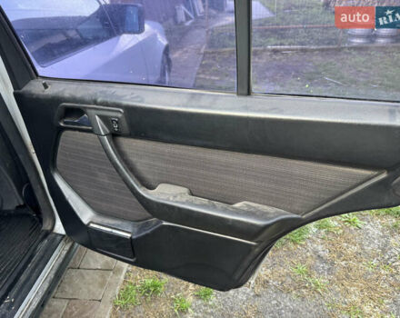 Серый Мерседес Е-Класс, объемом двигателя 2 л и пробегом 417 тыс. км за 1700 $, фото 6 на Automoto.ua