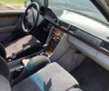 Серый Мерседес Е-Класс, объемом двигателя 2.3 л и пробегом 158 тыс. км за 1000 $, фото 5 на Automoto.ua
