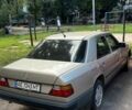 Серый Мерседес Е-Класс, объемом двигателя 2.3 л и пробегом 441 тыс. км за 1600 $, фото 4 на Automoto.ua