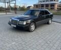 Мерседес Е-Класс 1990 в Косове на Automoto.ua Серый Мерседес Е-Класс, объемом двигателя 2.3 л и пробегом 300 тыс. км за 1450 $, фото 1 на Automoto.ua