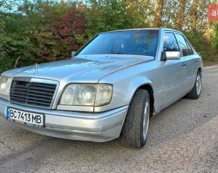 Мерседес Е-Класс 1990 в Жидачов на Automoto.ua Серый Мерседес Е-Класс, объемом двигателя 2 л и пробегом 365 тыс. км за 2300 $, фото 7 на Automoto.ua