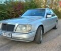 Мерседес Е-Класс 1990 в Жидачов на Automoto.ua Серый Мерседес Е-Класс, объемом двигателя 2 л и пробегом 365 тыс. км за 2300 $, фото 7 на Automoto.ua