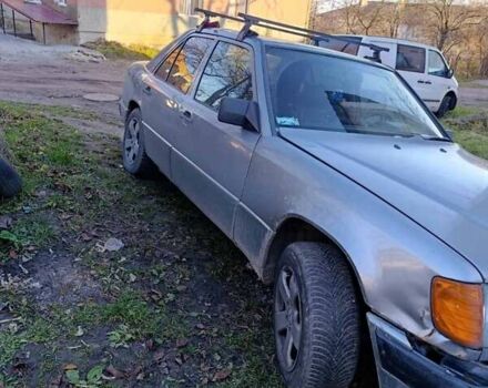 Серый Мерседес Е-Класс, объемом двигателя 3 л и пробегом 400 тыс. км за 1700 $, фото 3 на Automoto.ua