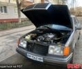 Серый Мерседес Е-Класс, объемом двигателя 2.5 л и пробегом 240 тыс. км за 2800 $, фото 3 на Automoto.ua