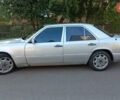 Сірий Мерседес Е-Клас, об'ємом двигуна 2 л та пробігом 361 тис. км за 2250 $, фото 3 на Automoto.ua