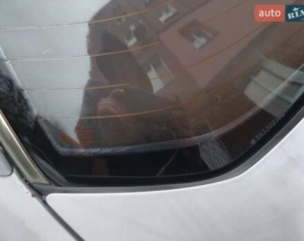 Сірий Мерседес Е-Клас, об'ємом двигуна 1.99 л та пробігом 403 тис. км за 2999 $, фото 14 на Automoto.ua