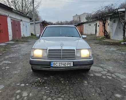 Серый Мерседес Е-Класс, объемом двигателя 2.3 л и пробегом 405 тыс. км за 1950 $, фото 7 на Automoto.ua