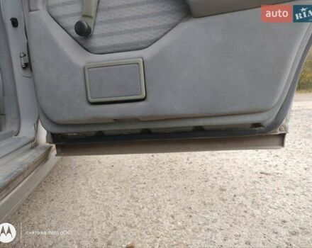 Мерседес Е-Класс 1991 в Каменце-Подольском на Automoto.ua Серый Мерседес Е-Класс, объемом двигателя 2.3 л и пробегом 290 тыс. км за 2750 $, фото 21 на Automoto.ua