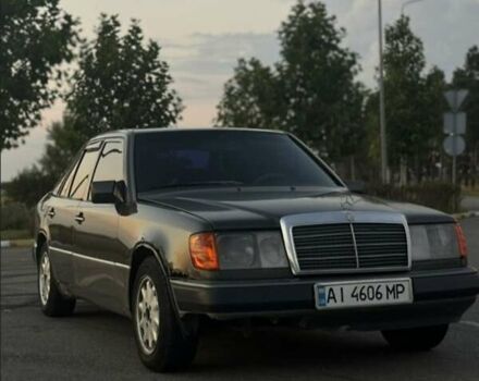 Сірий Мерседес Е-Клас, об'ємом двигуна 2 л та пробігом 600 тис. км за 1425 $, фото 2 на Automoto.ua