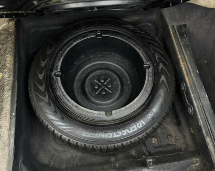 Серый Мерседес Е-Класс, объемом двигателя 2.6 л и пробегом 400 тыс. км за 4800 $, фото 26 на Automoto.ua