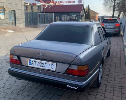 Серый Мерседес Е-Класс, объемом двигателя 2.6 л и пробегом 430 тыс. км за 1650 $, фото 3 на Automoto.ua