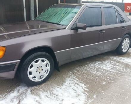 Сірий Мерседес Е-Клас, об'ємом двигуна 2.3 л та пробігом 452 тис. км за 2700 $, фото 7 на Automoto.ua