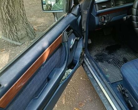 Серый Мерседес Е-Класс, объемом двигателя 3 л и пробегом 584 тыс. км за 2800 $, фото 6 на Automoto.ua