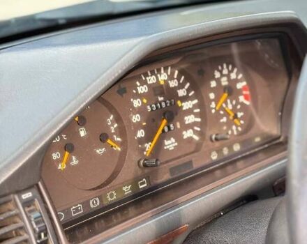 Серый Мерседес Е-Класс, объемом двигателя 2.6 л и пробегом 514 тыс. км за 3200 $, фото 9 на Automoto.ua