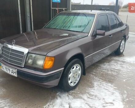 Сірий Мерседес Е-Клас, об'ємом двигуна 2.3 л та пробігом 452 тис. км за 2700 $, фото 5 на Automoto.ua