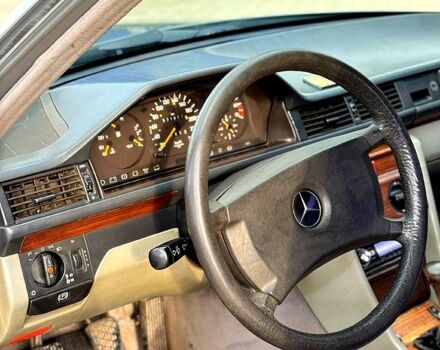 Сірий Мерседес Е-Клас, об'ємом двигуна 2.3 л та пробігом 0 тис. км за 2450 $, фото 8 на Automoto.ua