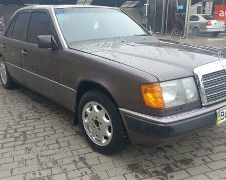 Сірий Мерседес Е-Клас, об'ємом двигуна 2.3 л та пробігом 452 тис. км за 2700 $, фото 2 на Automoto.ua