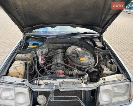 Серый Мерседес Е-Класс, объемом двигателя 2.6 л и пробегом 514 тыс. км за 3200 $, фото 23 на Automoto.ua