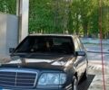 Серый Мерседес Е-Класс, объемом двигателя 2.2 л и пробегом 400 тыс. км за 2400 $, фото 1 на Automoto.ua