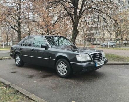 Серый Мерседес Е-Класс, объемом двигателя 3.2 л и пробегом 469 тыс. км за 6800 $, фото 5 на Automoto.ua