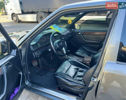 Сірий Мерседес Е-Клас, об'ємом двигуна 3.2 л та пробігом 380 тис. км за 6500 $, фото 9 на Automoto.ua