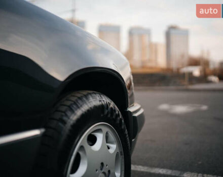 Сірий Мерседес Е-Клас, об'ємом двигуна 2.8 л та пробігом 126 тис. км за 25000 $, фото 27 на Automoto.ua