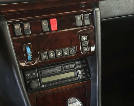 Сірий Мерседес Е-Клас, об'ємом двигуна 5 л та пробігом 118 тис. км за 85000 $, фото 7 на Automoto.ua