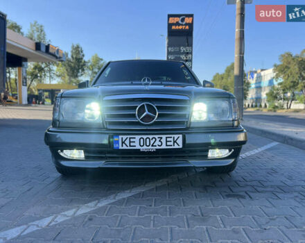 Сірий Мерседес Е-Клас, об'ємом двигуна 3.2 л та пробігом 380 тис. км за 6500 $, фото 11 на Automoto.ua