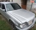Серый Мерседес Е-Класс, объемом двигателя 2.5 л и пробегом 400 тыс. км за 2500 $, фото 1 на Automoto.ua