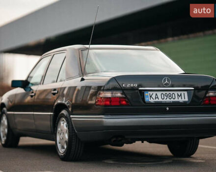 Сірий Мерседес Е-Клас, об'ємом двигуна 2.8 л та пробігом 126 тис. км за 25000 $, фото 8 на Automoto.ua