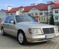 Серый Мерседес Е-Класс, объемом двигателя 2.2 л и пробегом 380 тыс. км за 2500 $, фото 1 на Automoto.ua