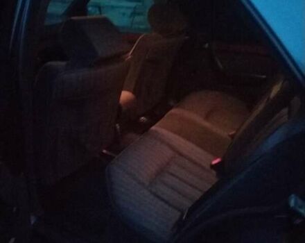 Серый Мерседес Е-Класс, объемом двигателя 3.2 л и пробегом 469 тыс. км за 6800 $, фото 23 на Automoto.ua