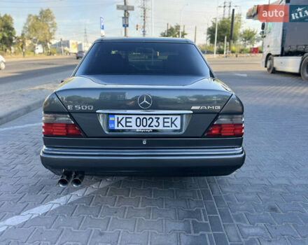 Сірий Мерседес Е-Клас, об'ємом двигуна 3.2 л та пробігом 380 тис. км за 6500 $, фото 5 на Automoto.ua