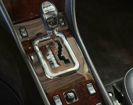 Сірий Мерседес Е-Клас, об'ємом двигуна 5 л та пробігом 118 тис. км за 85000 $, фото 8 на Automoto.ua