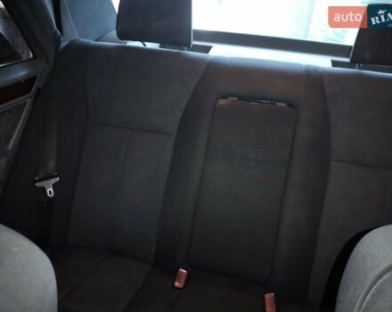 Серый Мерседес Е-Класс, объемом двигателя 3 л и пробегом 302 тыс. км за 4500 $, фото 3 на Automoto.ua