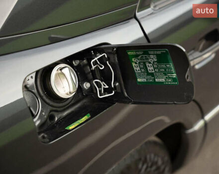 Сірий Мерседес Е-Клас, об'ємом двигуна 2.8 л та пробігом 126 тис. км за 25000 $, фото 13 на Automoto.ua