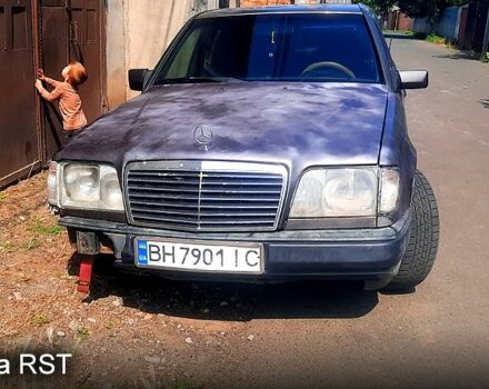 Сірий Мерседес Е-Клас, об'ємом двигуна 2.2 л та пробігом 560 тис. км за 4000 $, фото 8 на Automoto.ua