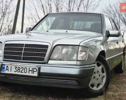 Сірий Мерседес Е-Клас, об'ємом двигуна 2 л та пробігом 547 тис. км за 2400 $, фото 11 на Automoto.ua