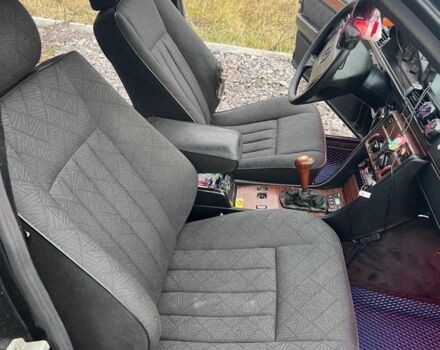 Сірий Мерседес Е-Клас, об'ємом двигуна 0 л та пробігом 353 тис. км за 3200 $, фото 3 на Automoto.ua