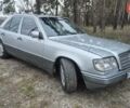 Сірий Мерседес Е-Клас, об'ємом двигуна 2 л та пробігом 547 тис. км за 2400 $, фото 8 на Automoto.ua