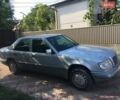 Сірий Мерседес Е-Клас, об'ємом двигуна 2 л та пробігом 373 тис. км за 4200 $, фото 1 на Automoto.ua