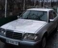 Сірий Мерседес Е-Клас, об'ємом двигуна 2.2 л та пробігом 300 тис. км за 2500 $, фото 1 на Automoto.ua