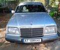 Сірий Мерседес Е-Клас, об'ємом двигуна 2 л та пробігом 360 тис. км за 2250 $, фото 1 на Automoto.ua